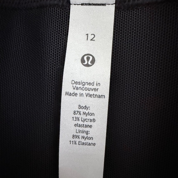 Lululemon Mauii Aloha RARE Hawaiian Islands Size 12 Black Define Jacket - Picture 4 of 4